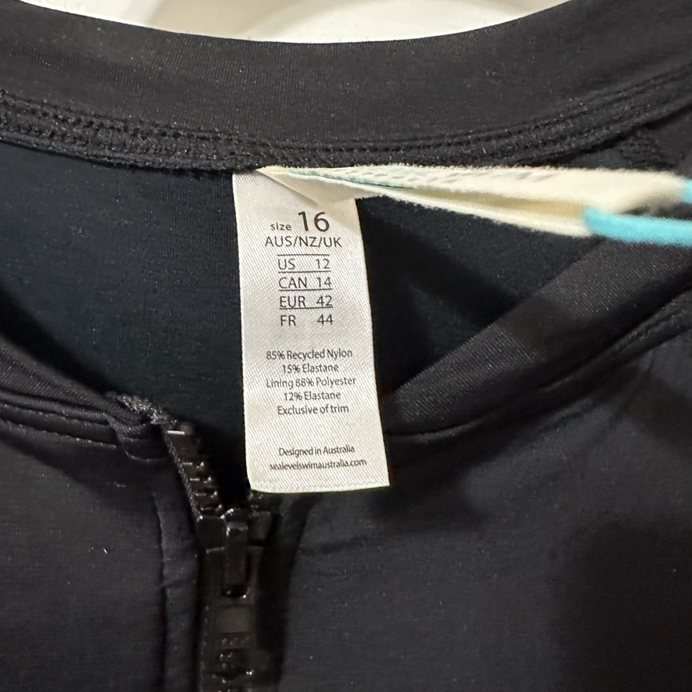 NWT Sea Level Zippered Long Sleeve One-Piece Swimsuit - Picture 10 of 14